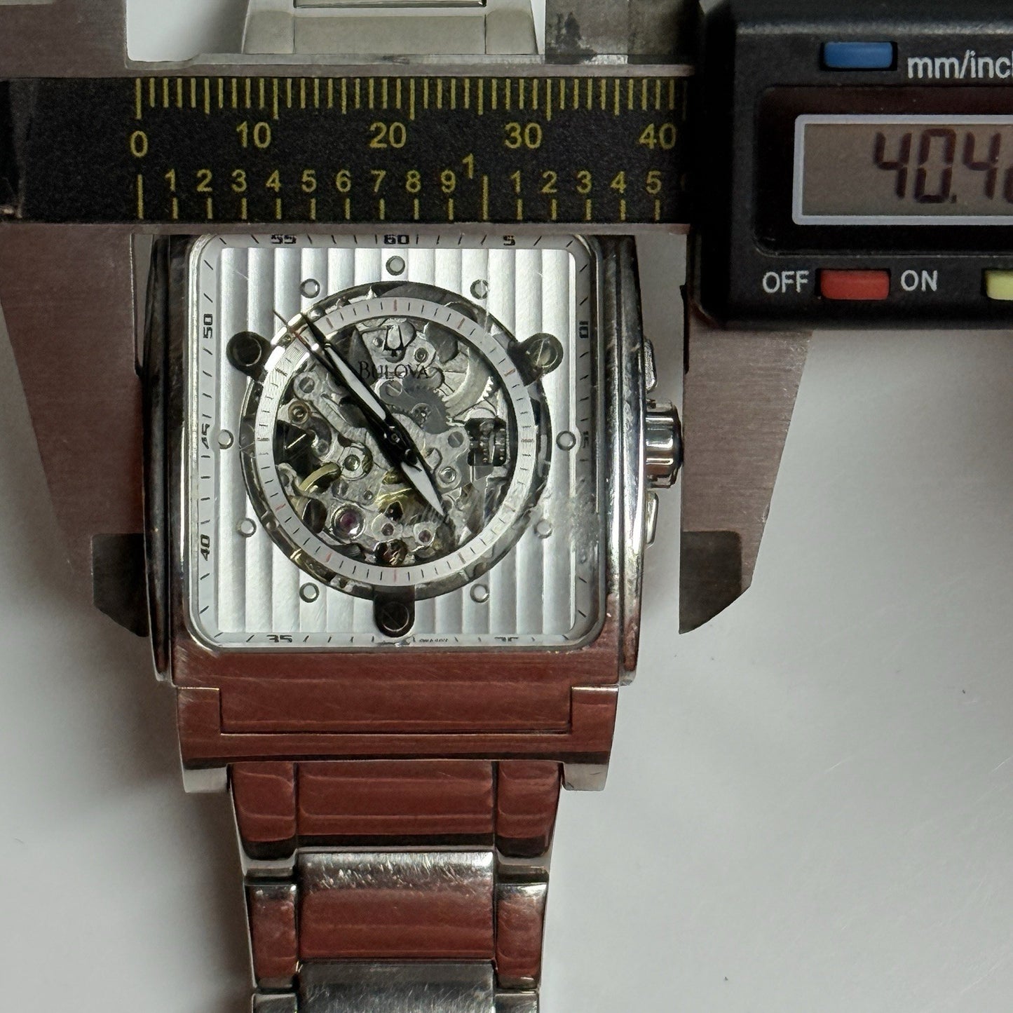 7981060