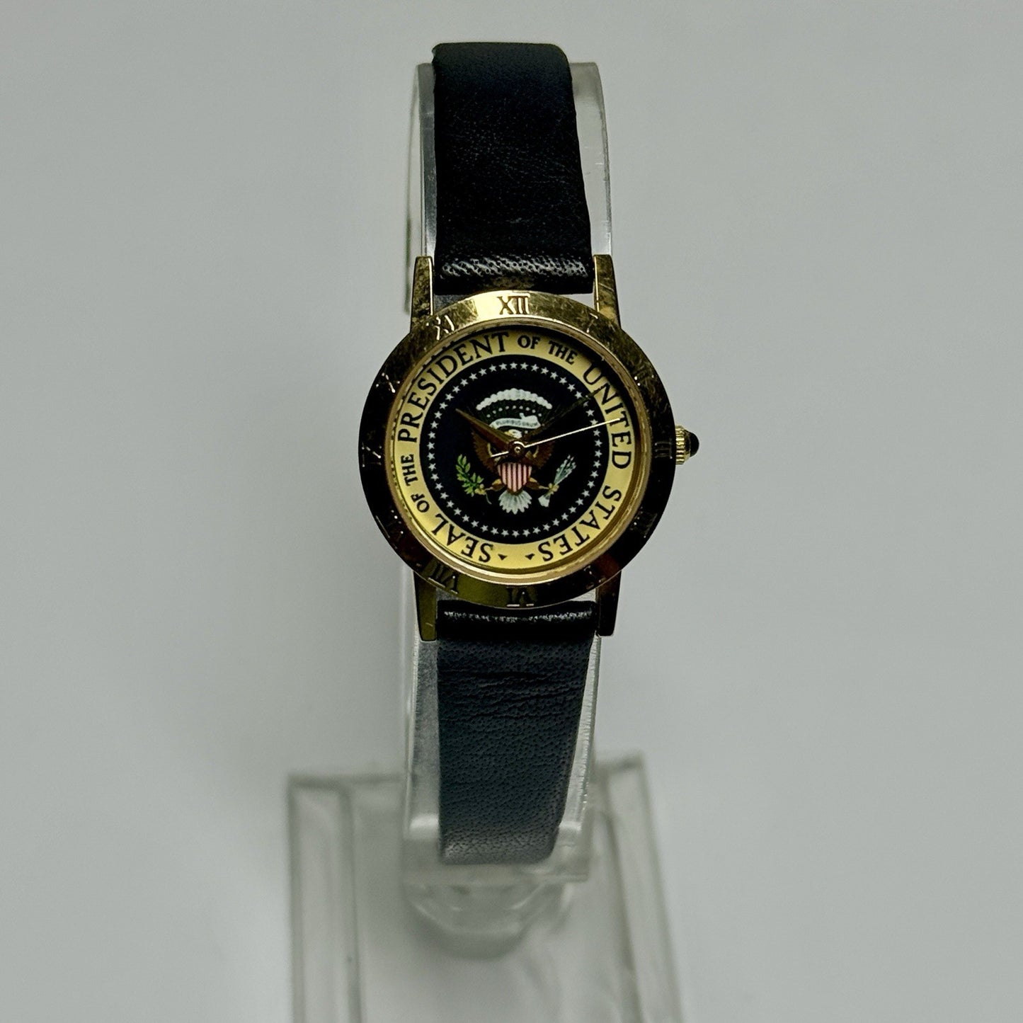 7990373