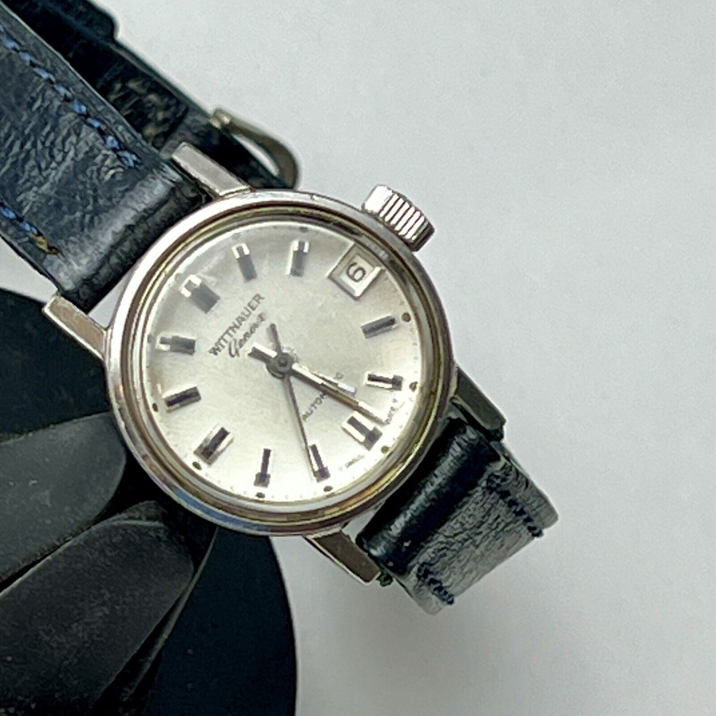 Wittnauer Automatic Date Watch Swiss Made Fully Functional Running Vintage Women