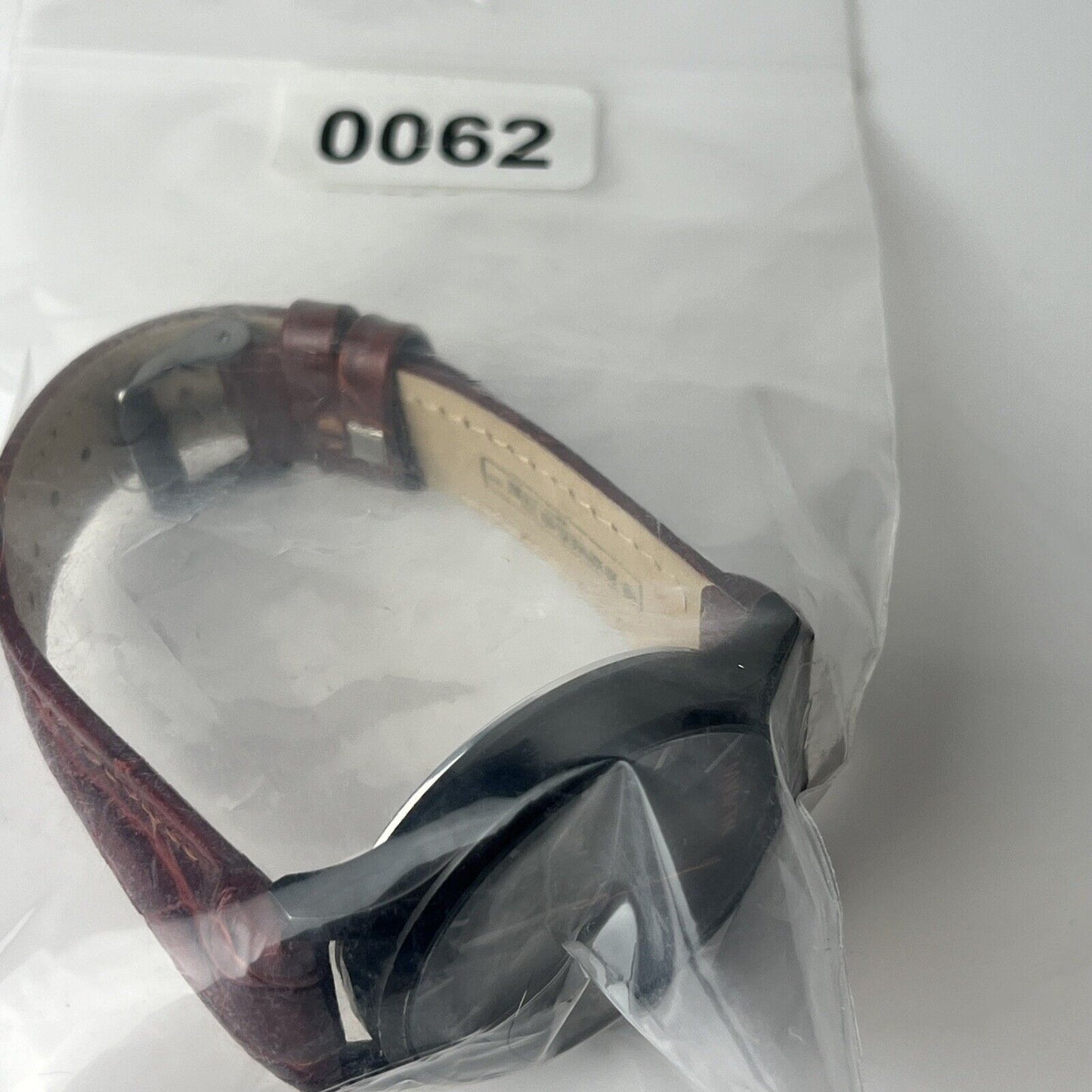 MVMT Classic Dress Watch Men Black Case And Dial Deep Red Italian Straps New Bat