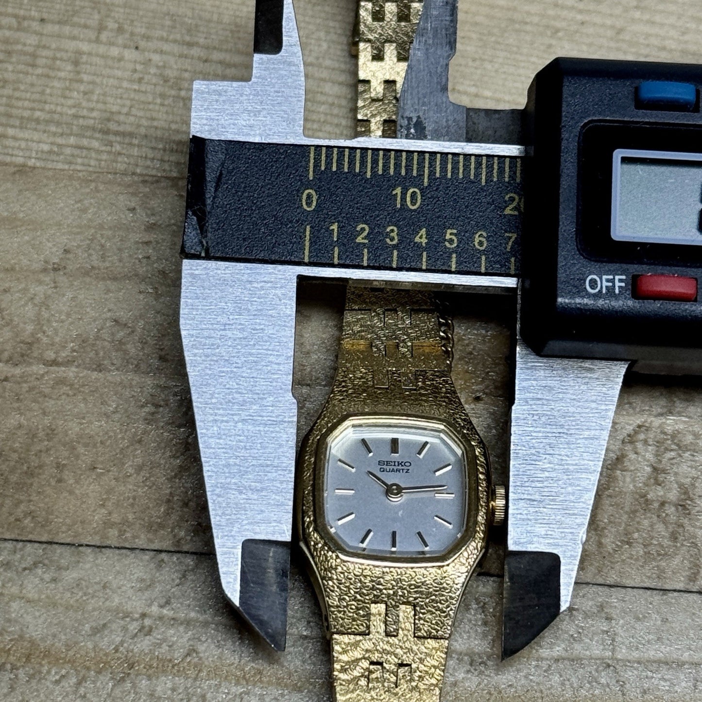 7993328