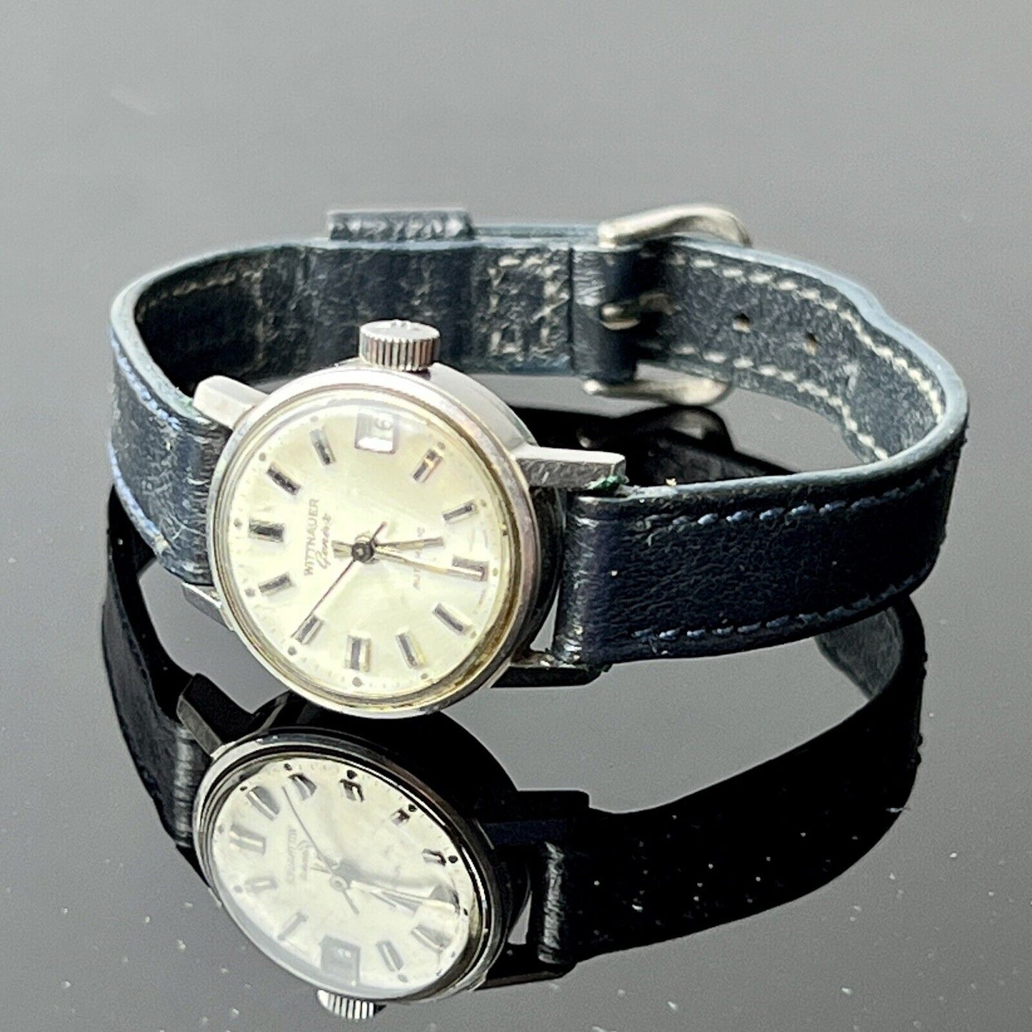 Wittnauer Automatic Date Watch Swiss Made Fully Functional Running Vintage Women
