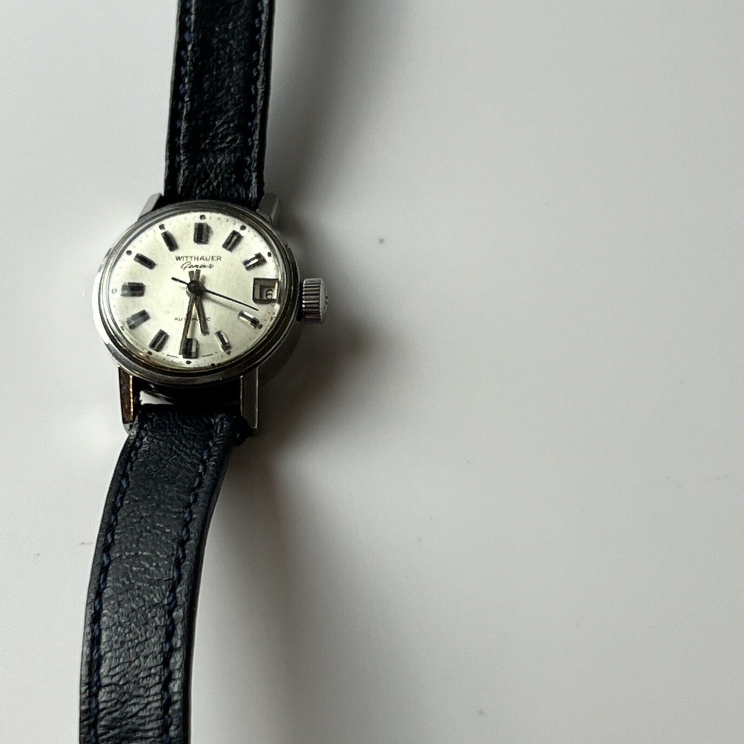 Wittnauer Automatic Date Watch Swiss Made Fully Functional Running Vintage Women