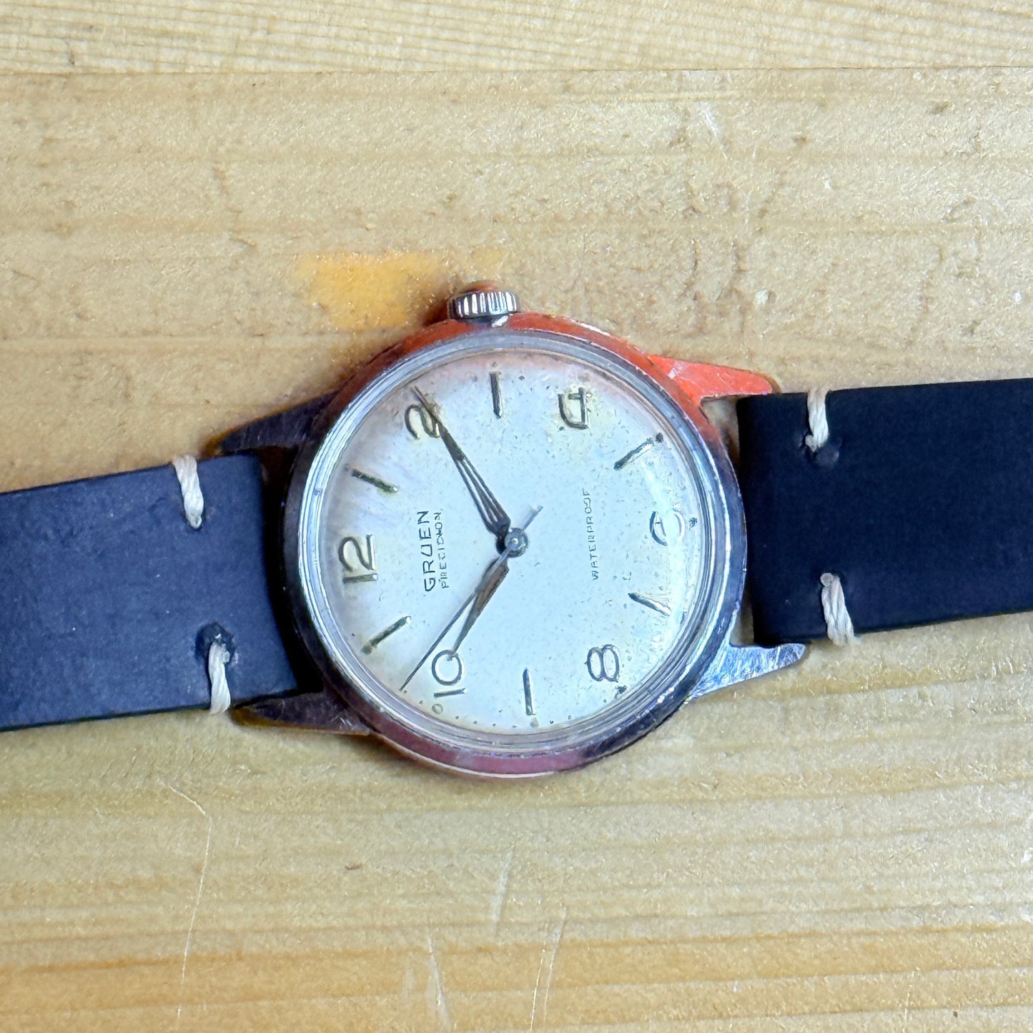 Gruen Mens Vintage Dress Watch Swiss Made 17 Jewel Mechanical Movement BLk Leath