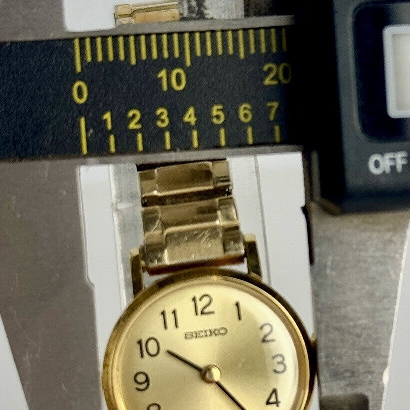 6425627