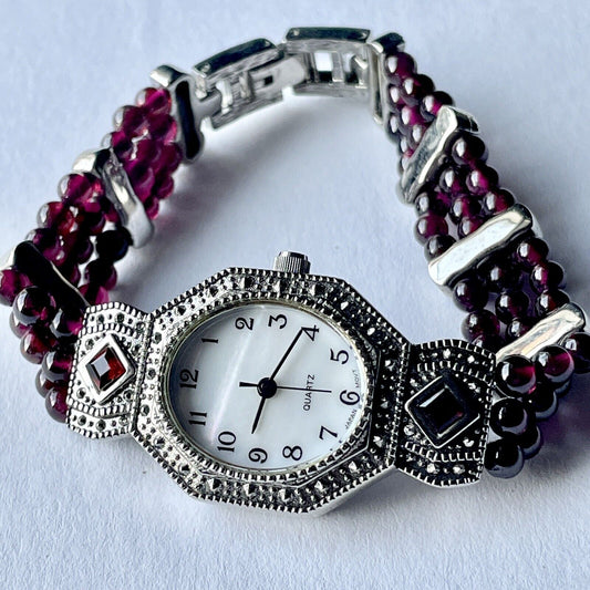 Avon Vintage Women’s Watch Beaded Bracelet Marcasite Styled Case New Battery New Old Stock