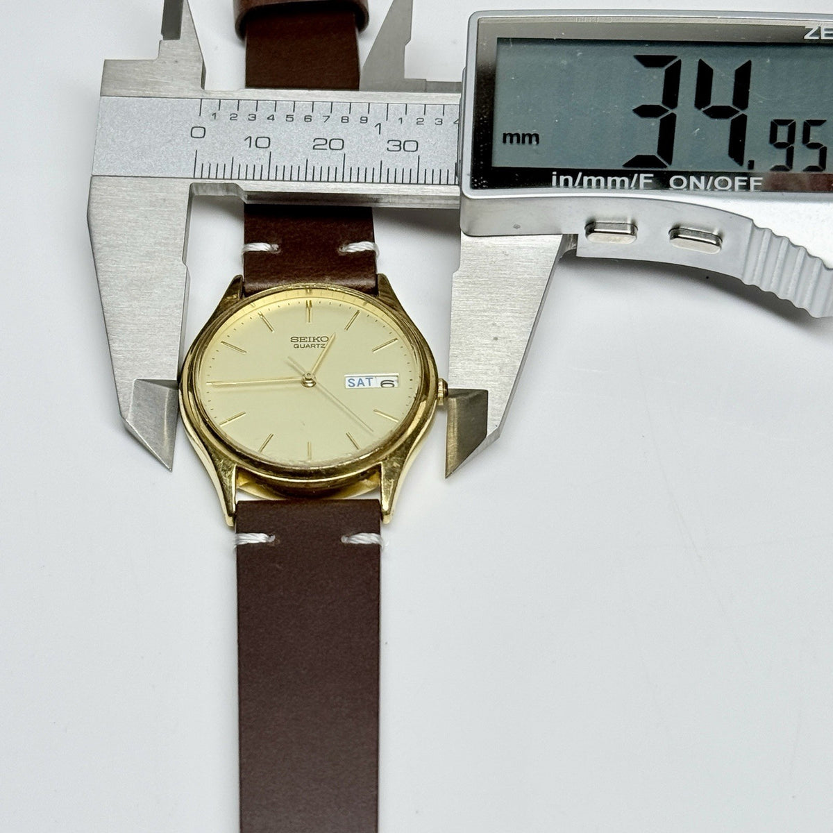 8992297