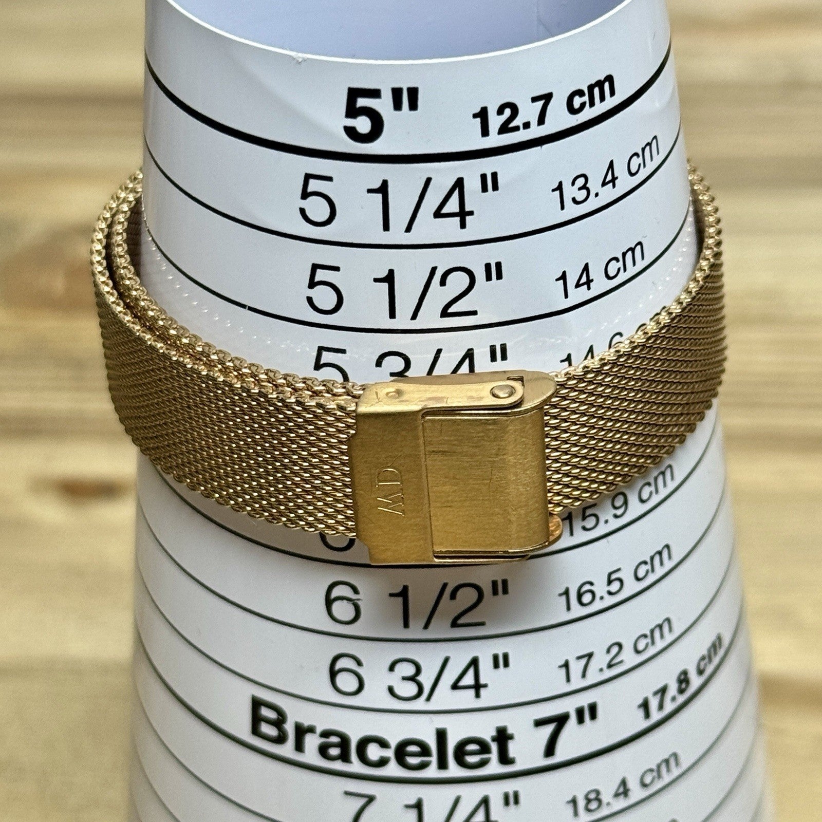 8932008