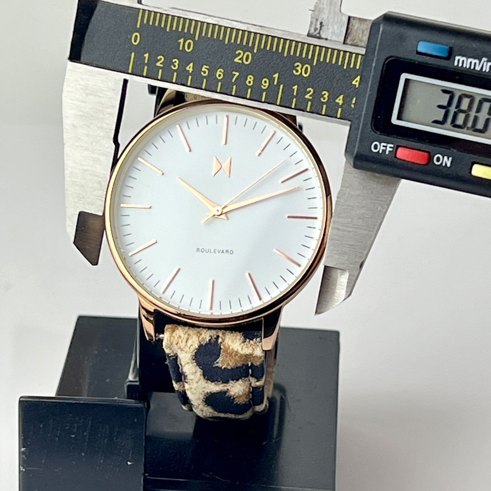 8981630