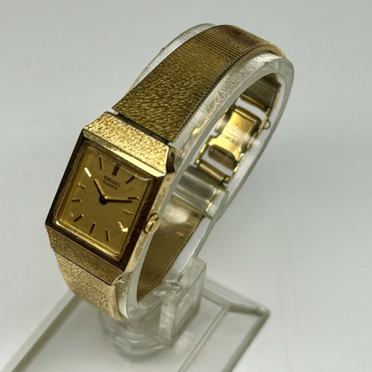 8902708