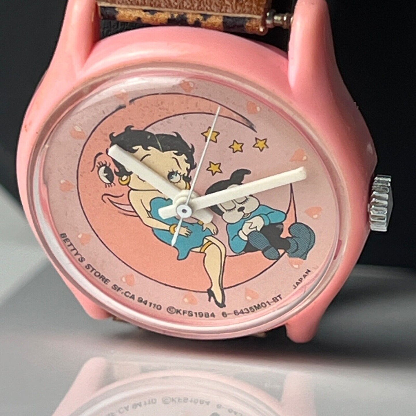 Vintage Betty Boop 1980s Women’s Watch Mechanical Movement Pink Case Cheetah Print Reversible Band