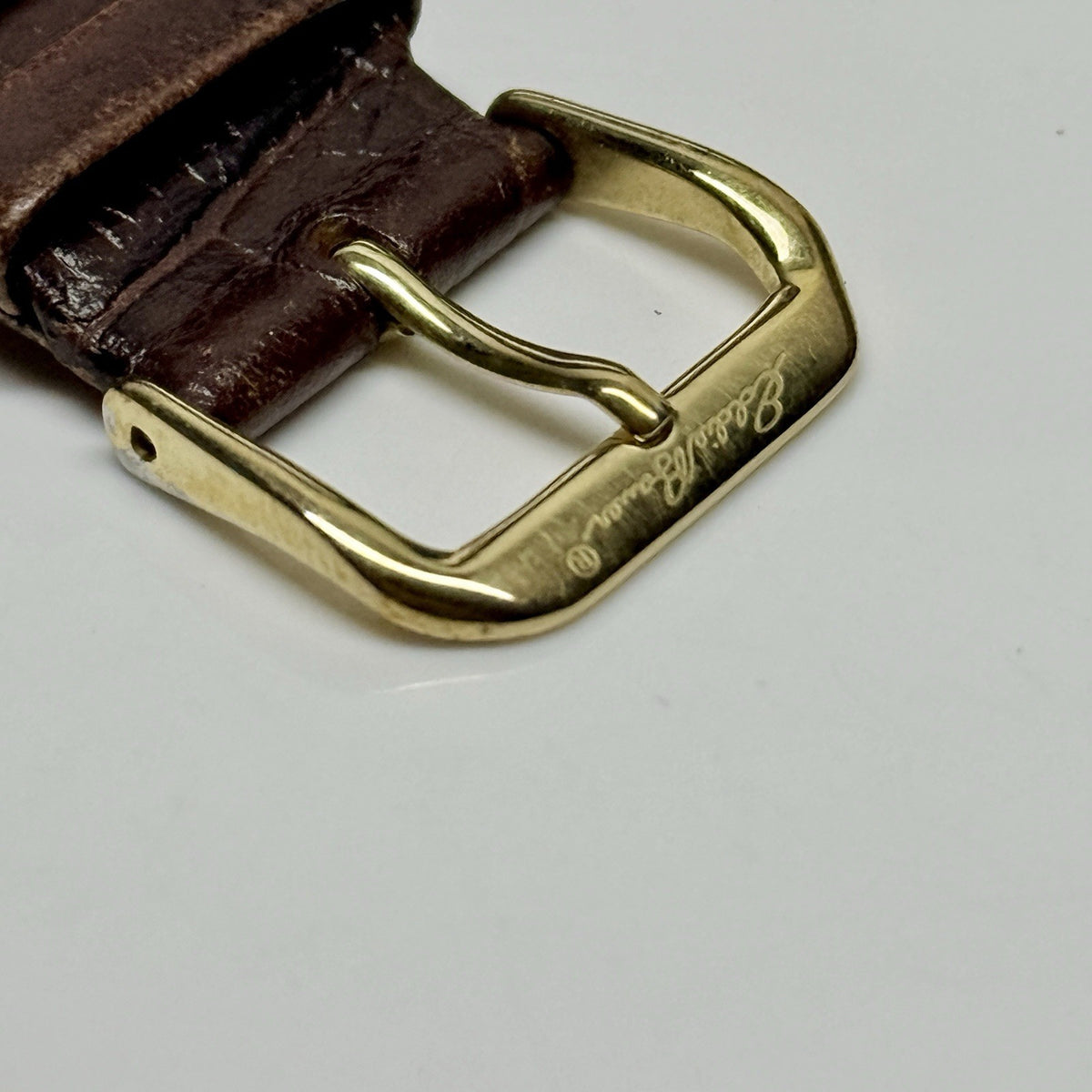 9037805