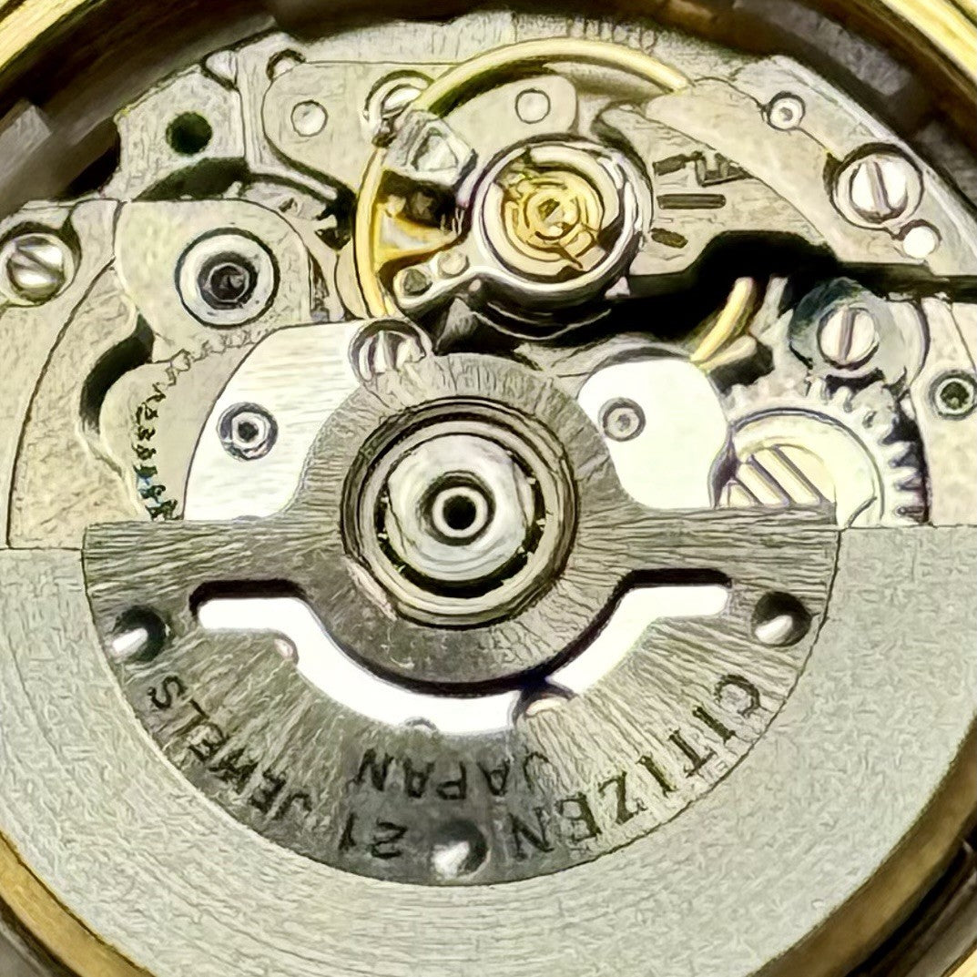 8727047