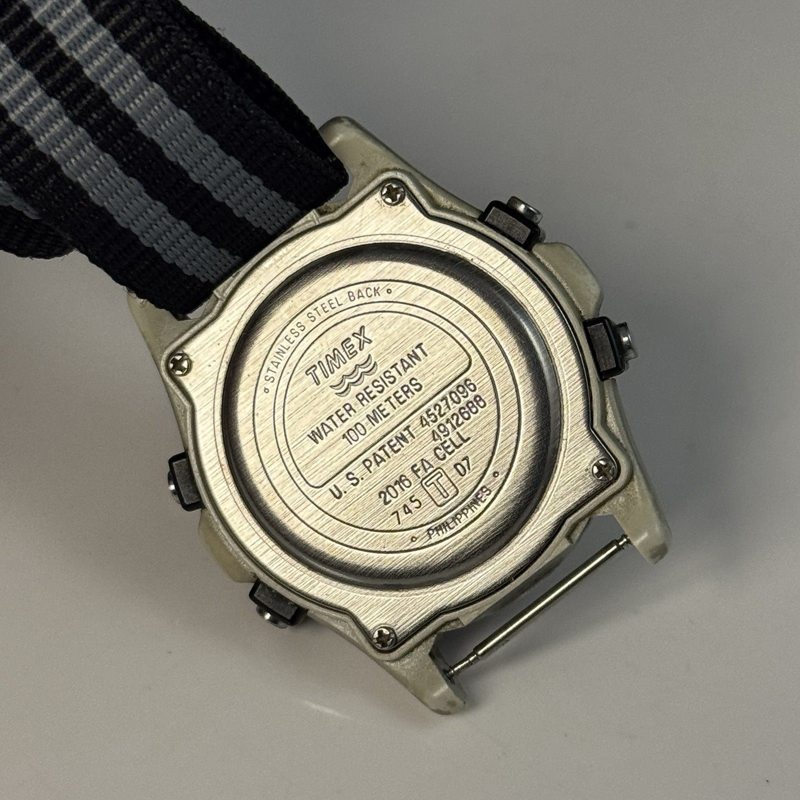 8435851
