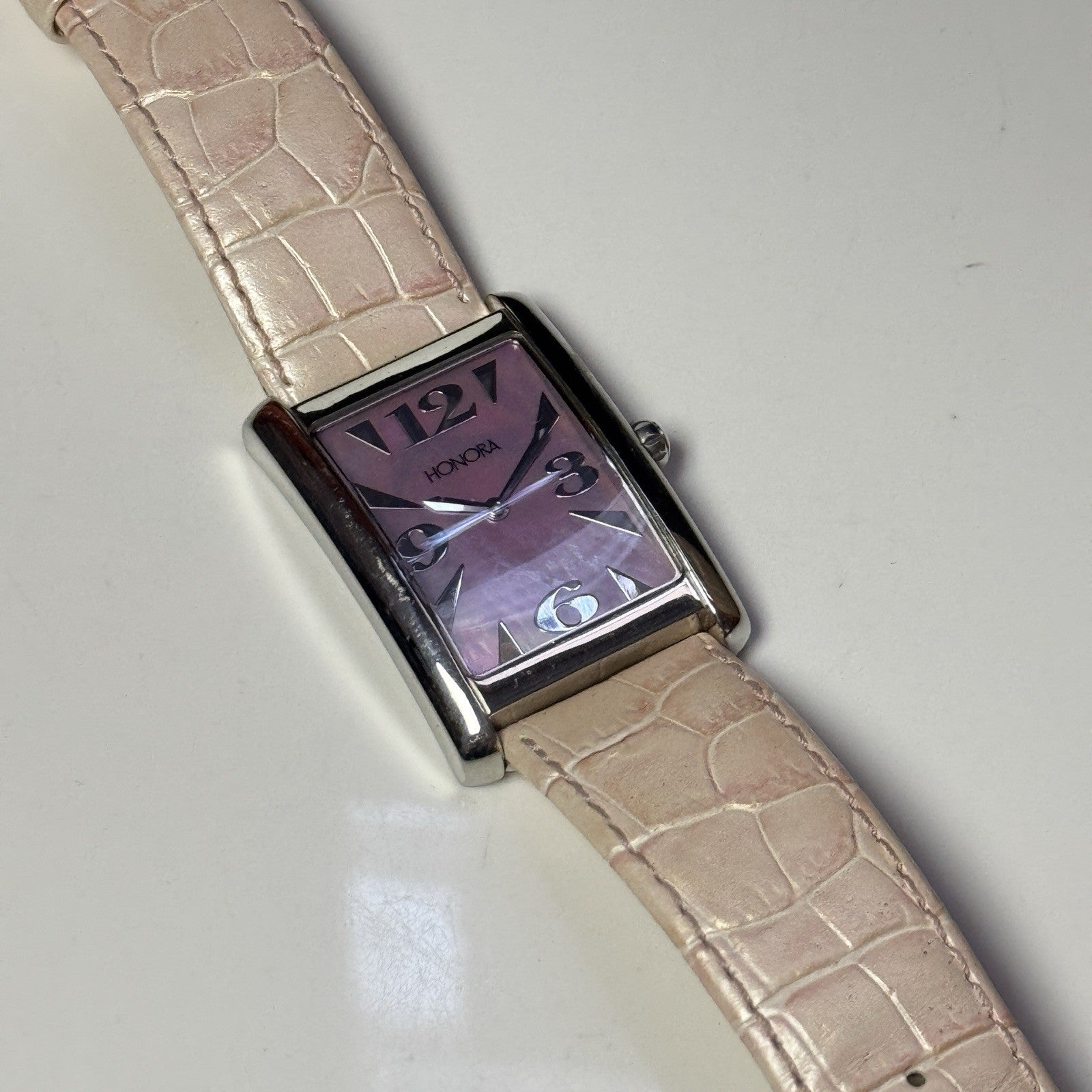 8376872