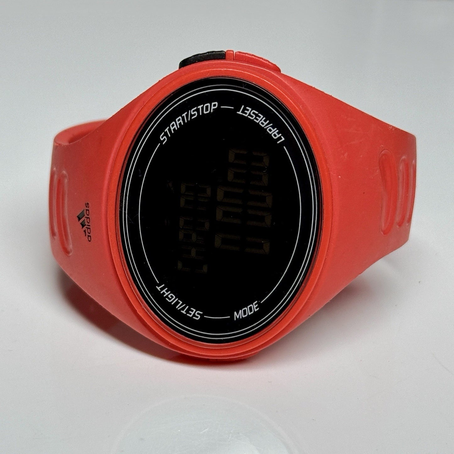 8932047