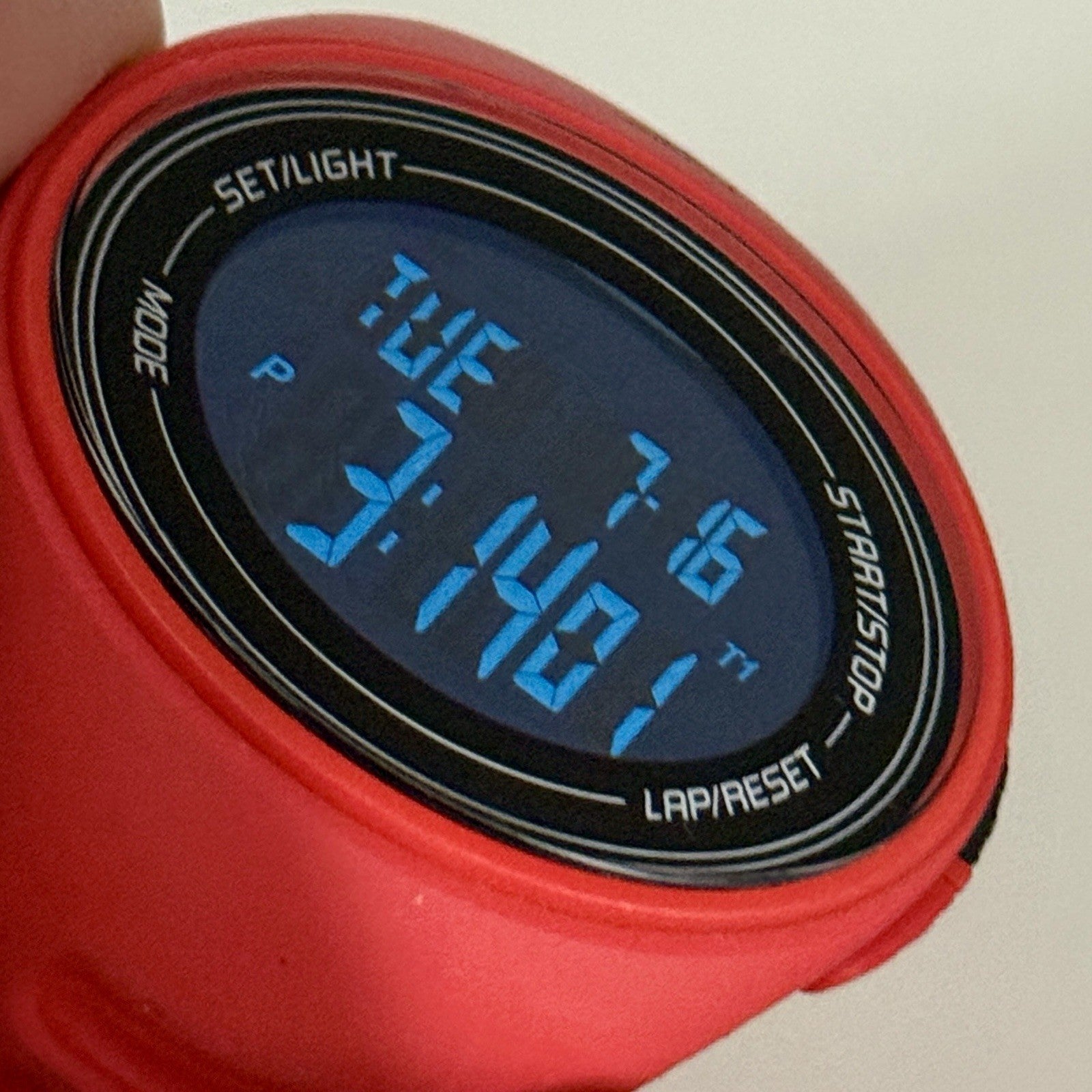 8932047