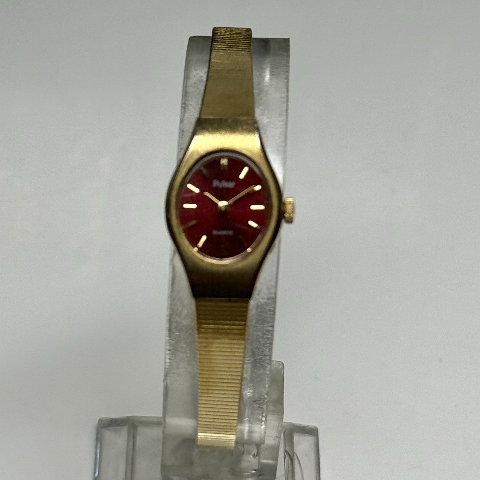 8737216
