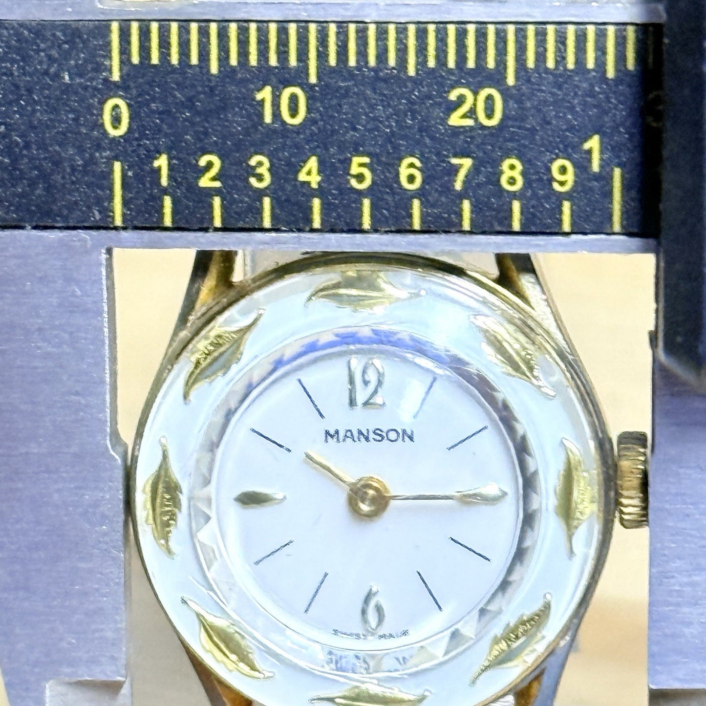8932009