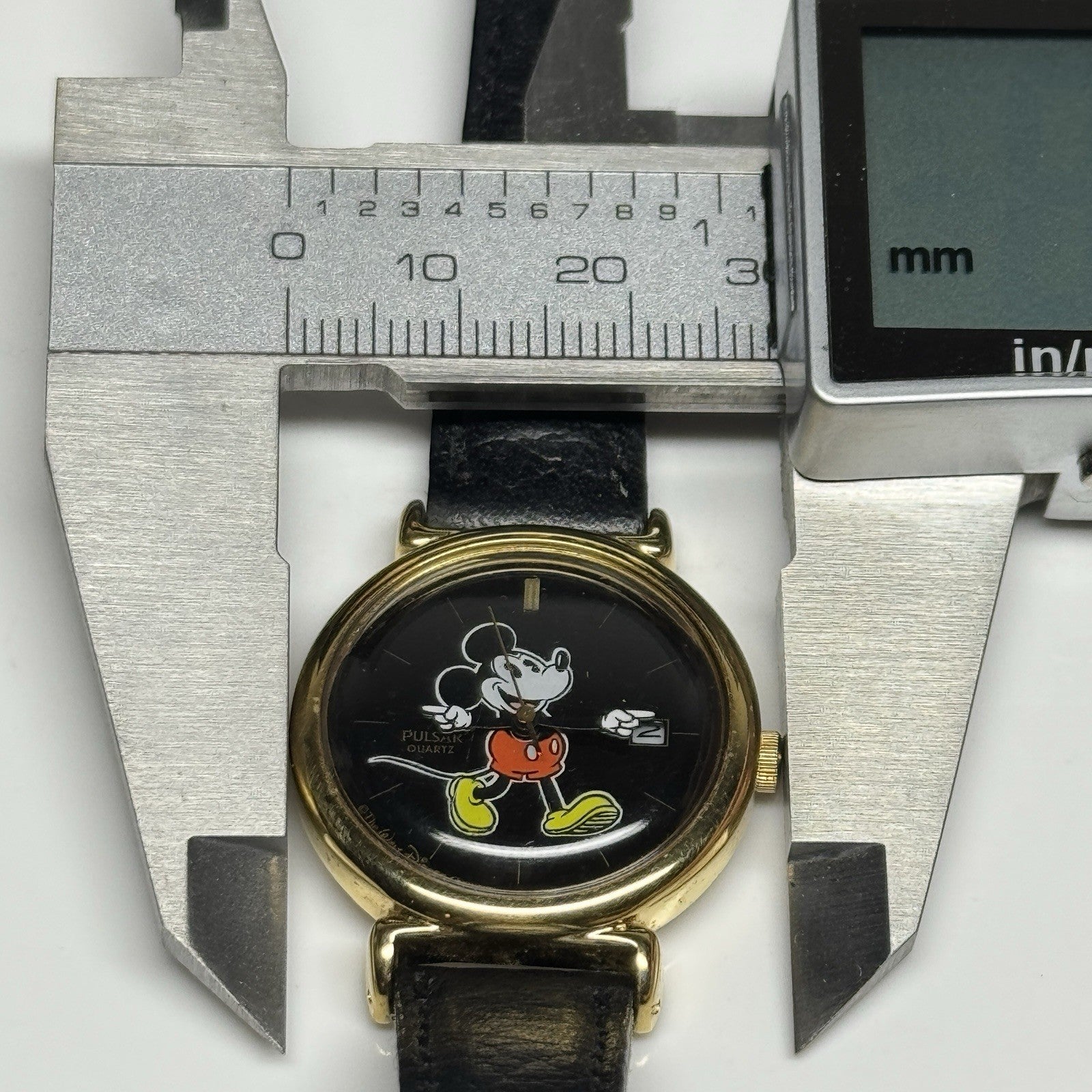 8932031