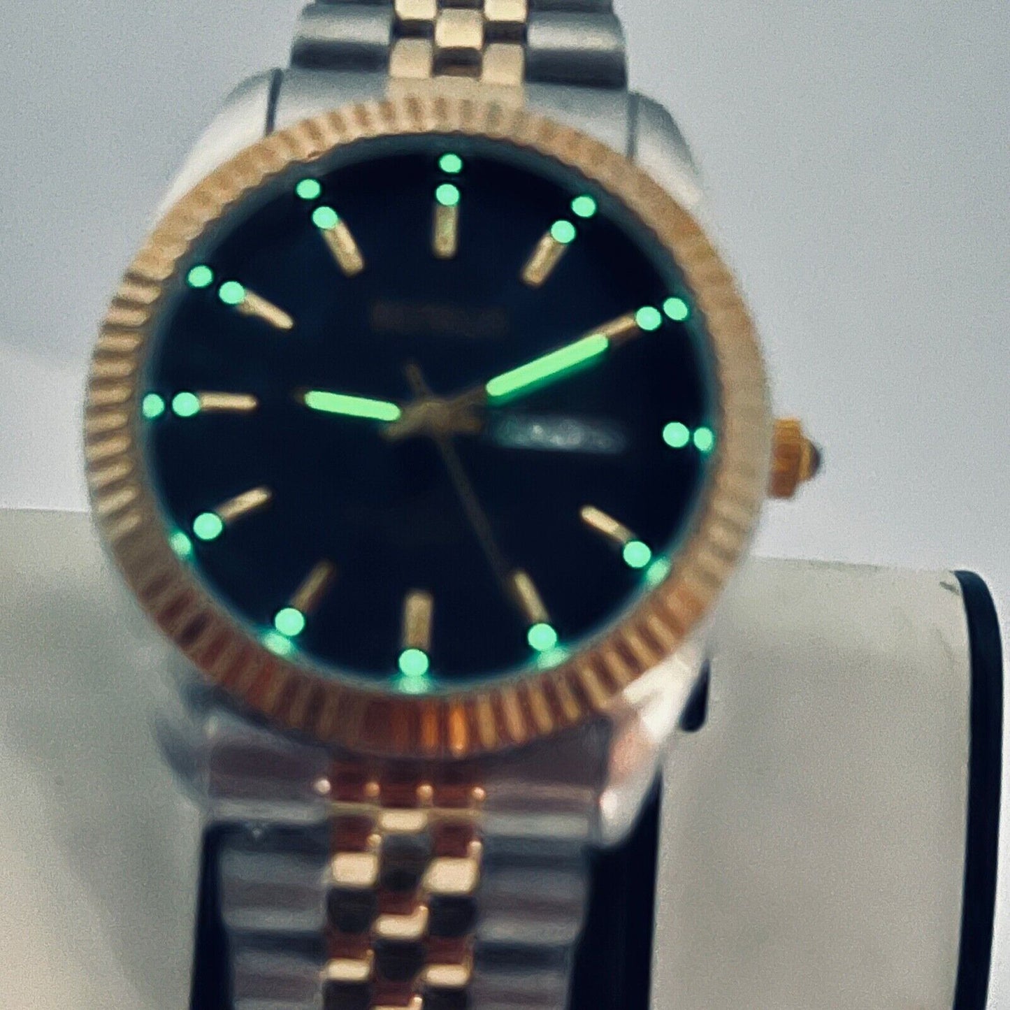 Benrus Dual Date Men’s Watch Full Lume Indices and Hands With Paperwork and Box