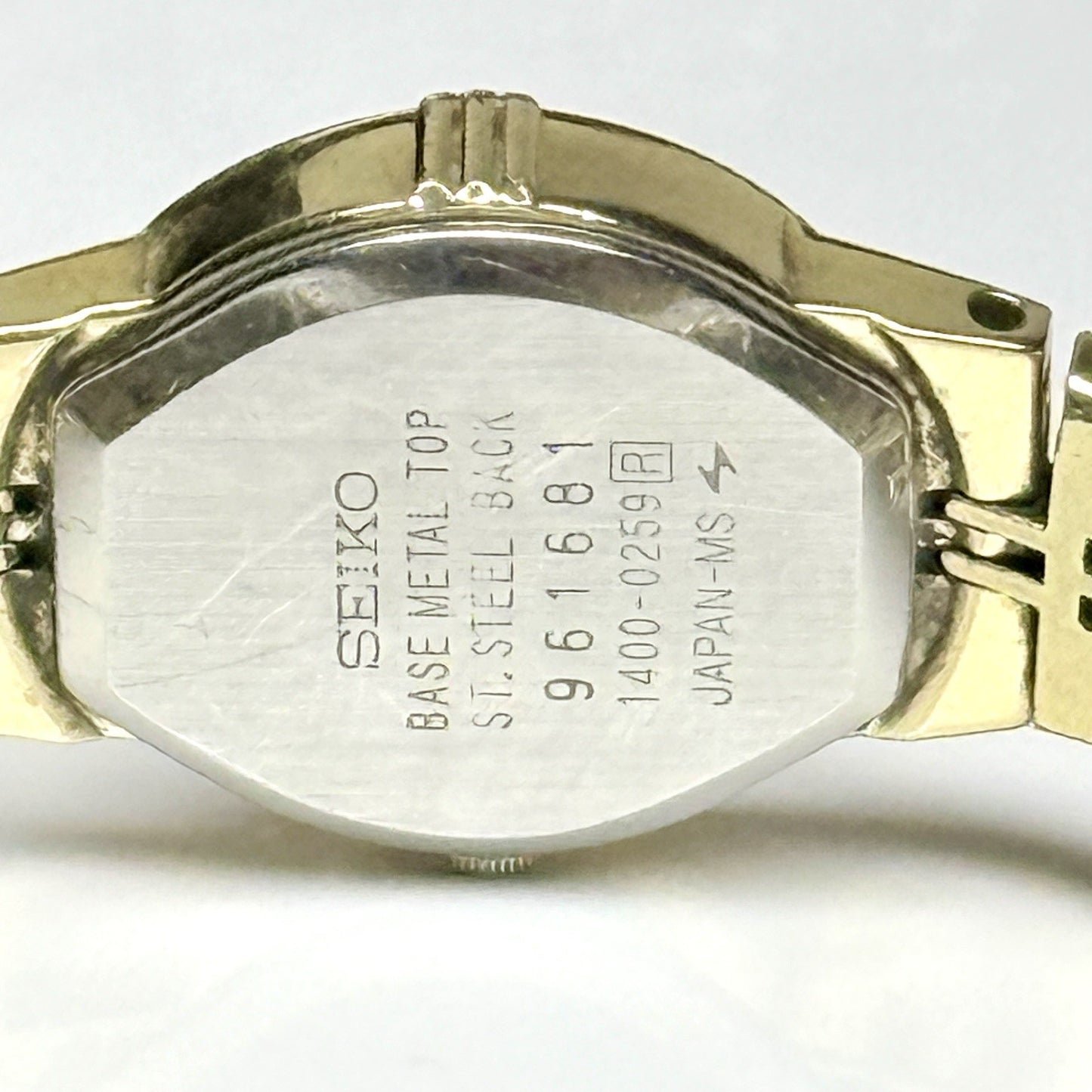 8991620