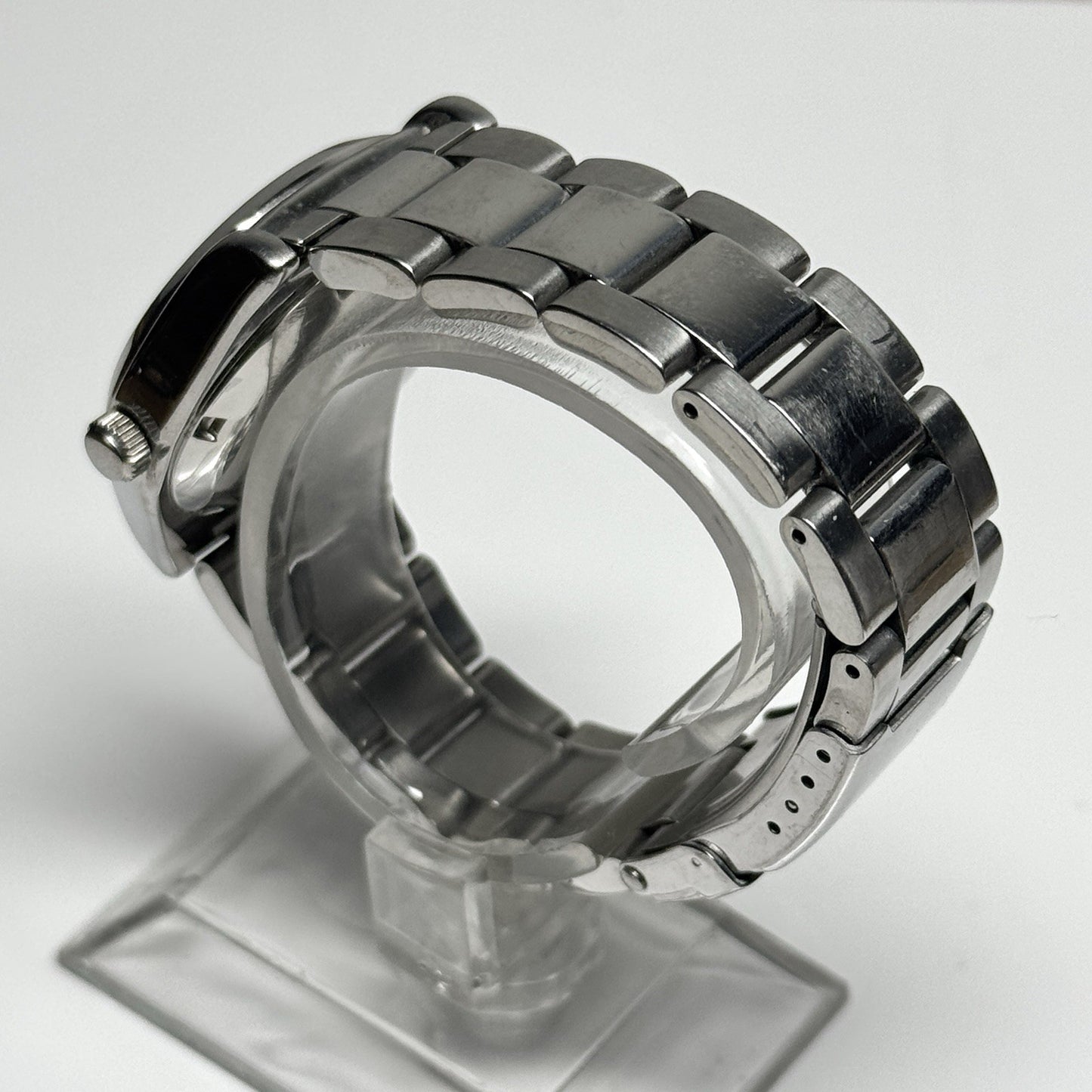 8765830
