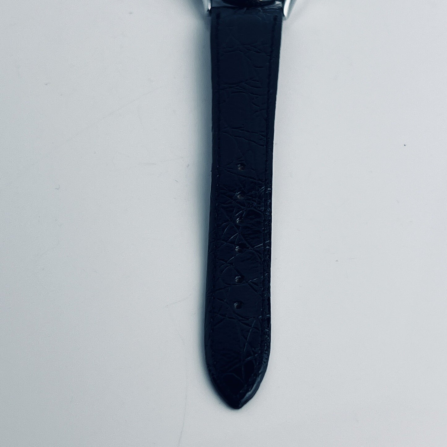 8932003