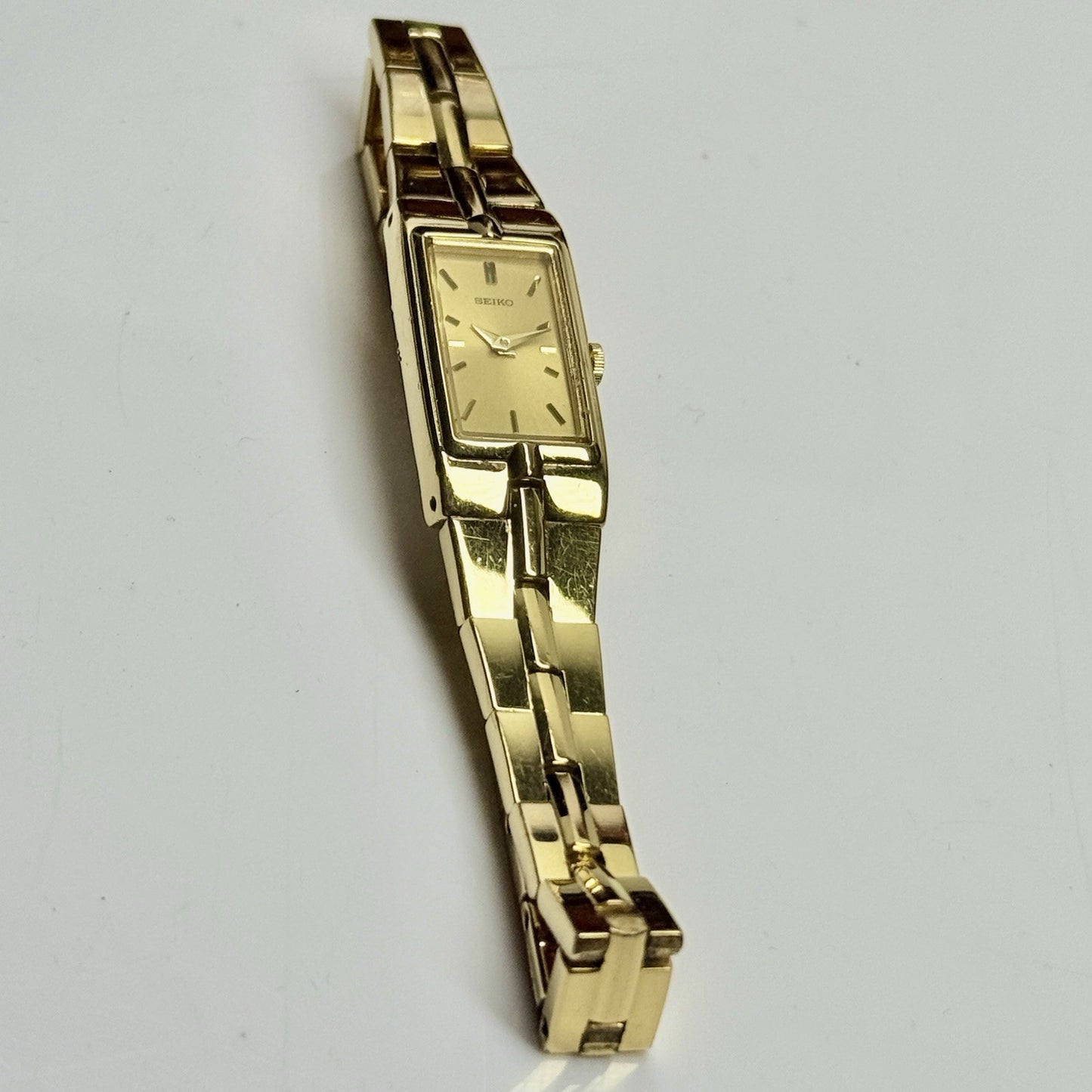 8984072