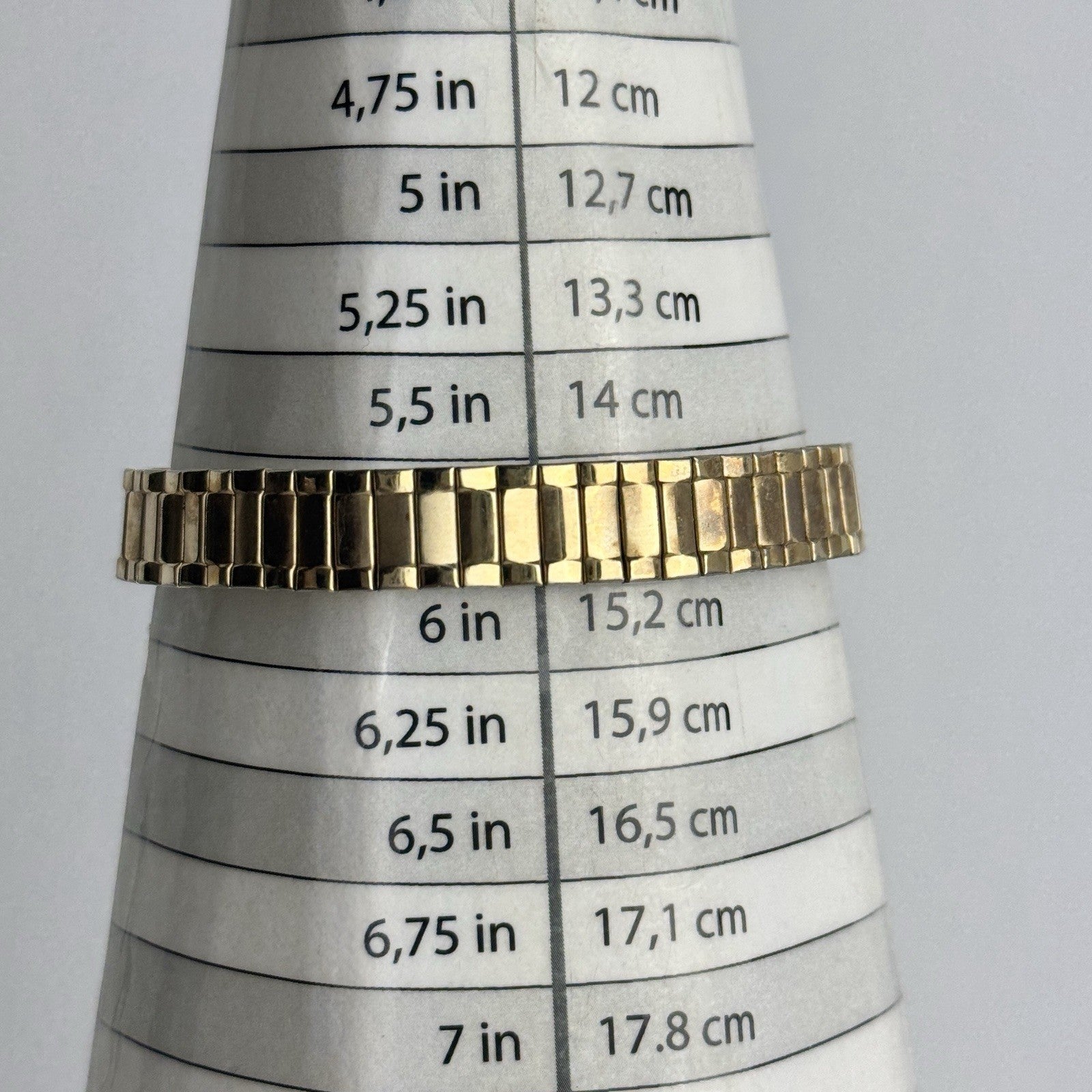 6425627