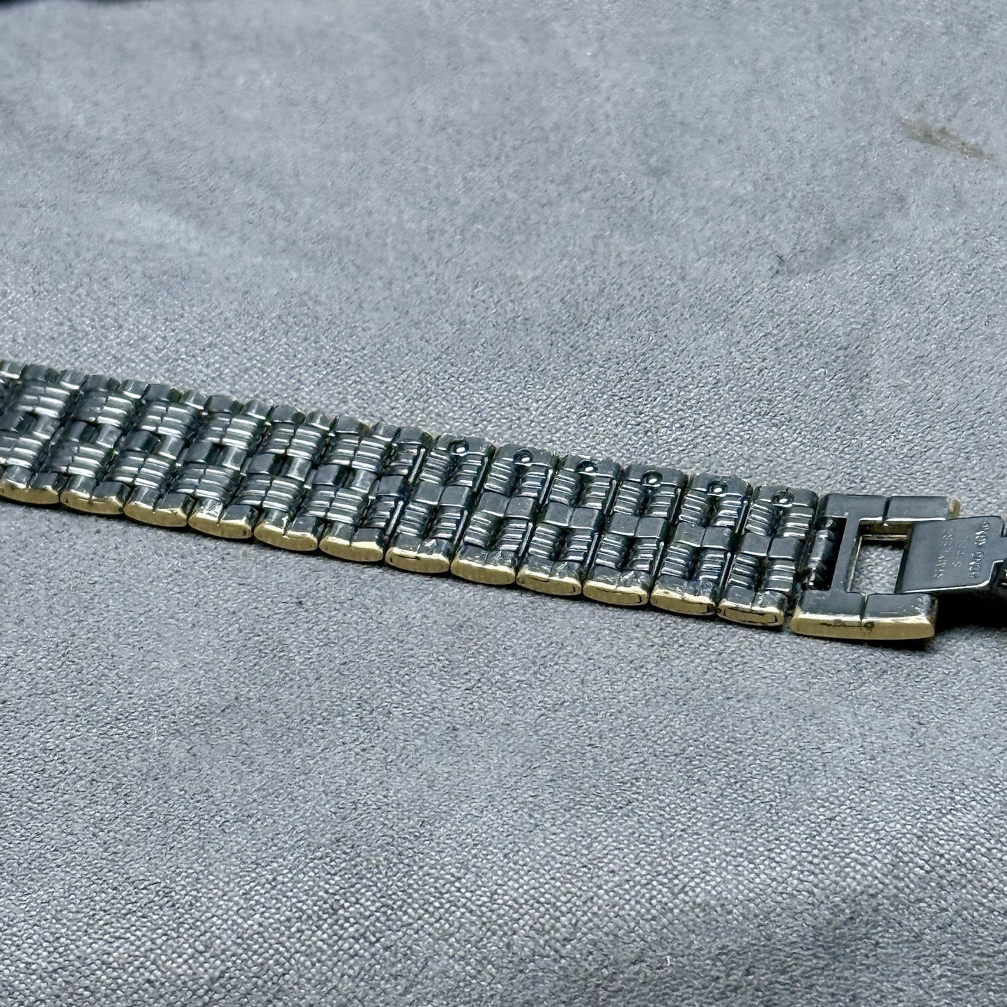 8776611