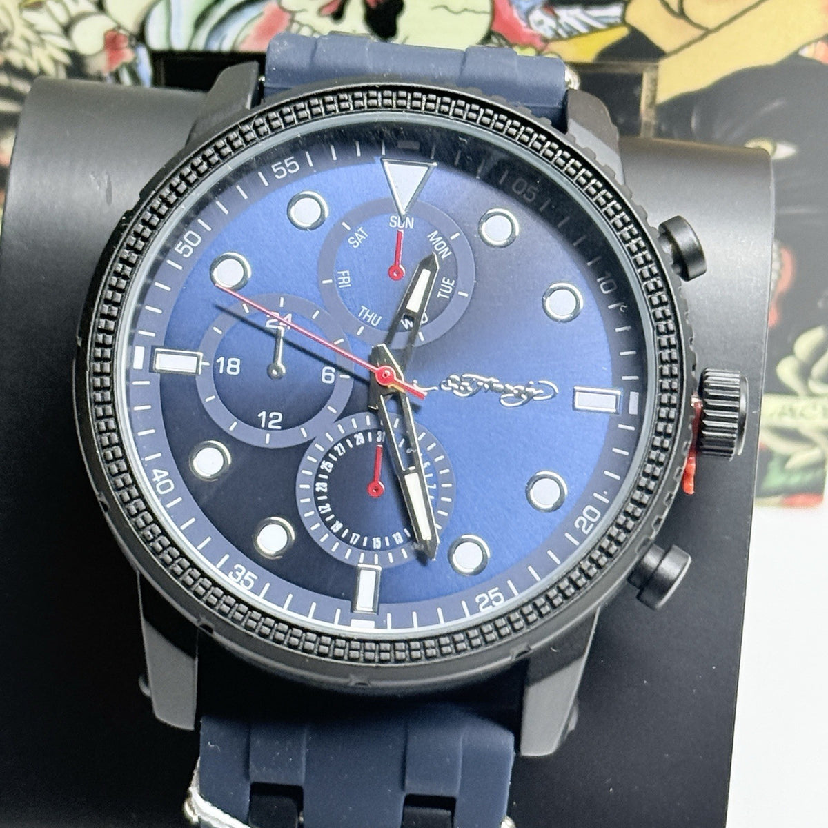 8960710