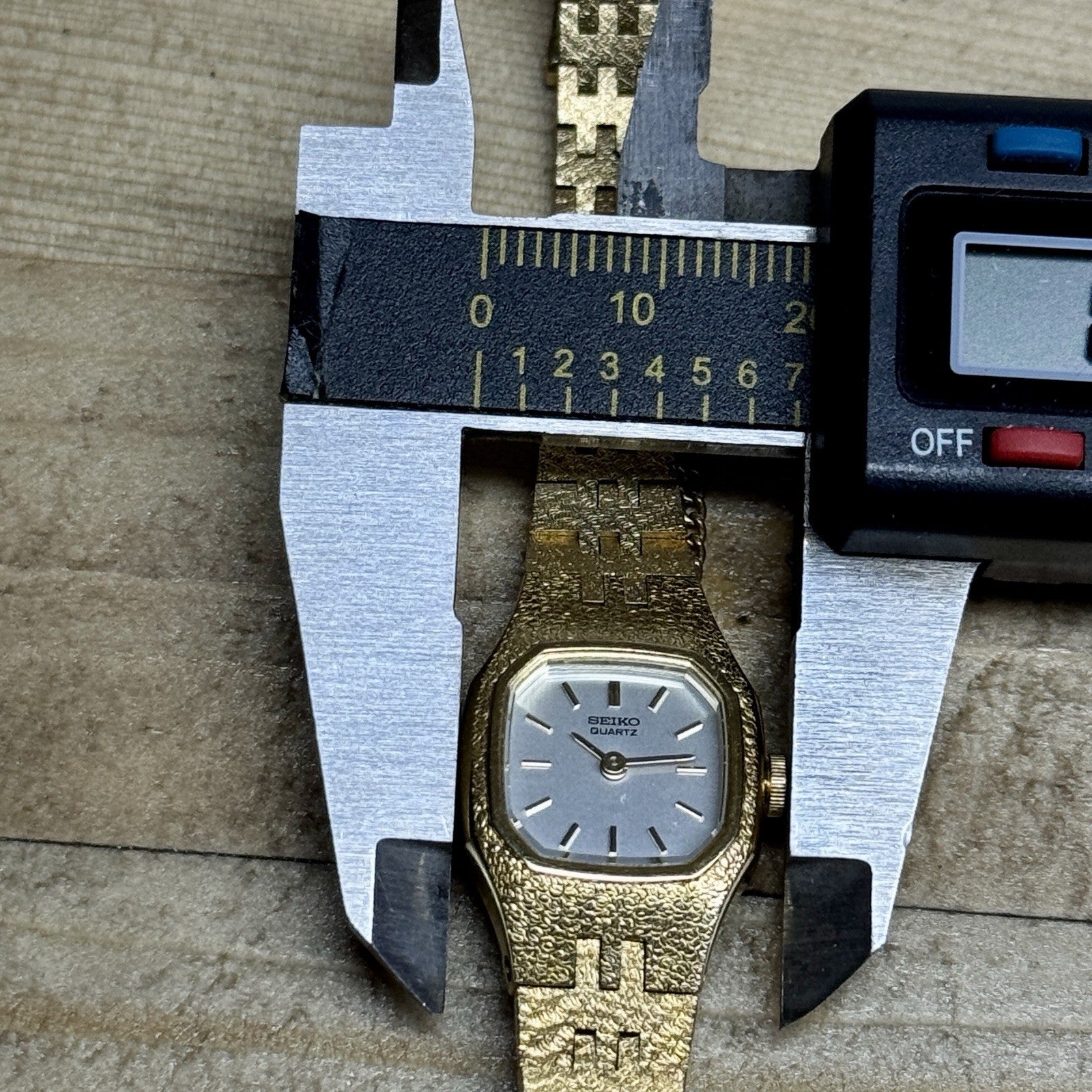 7993328