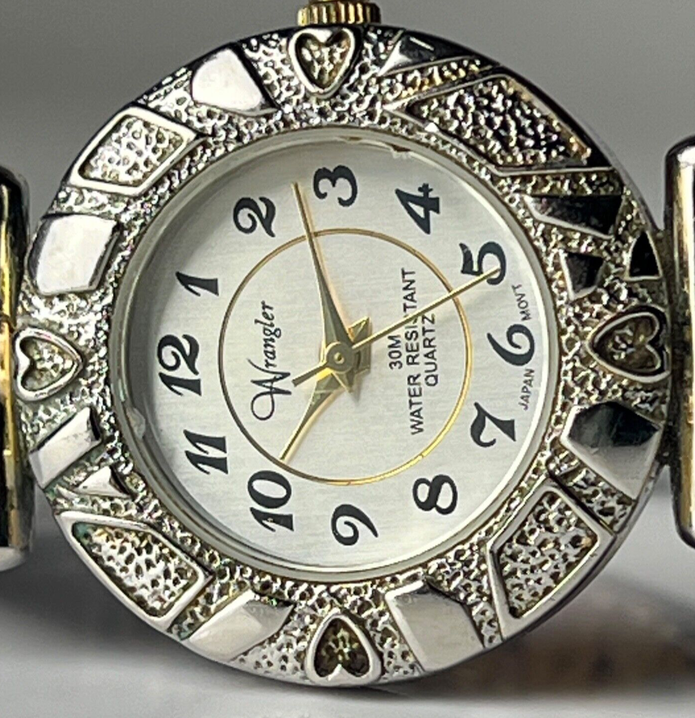 Woman’s Vintage Dress Watch Wrangler Heart Bezel Custom Tooled Western Bands New Battery