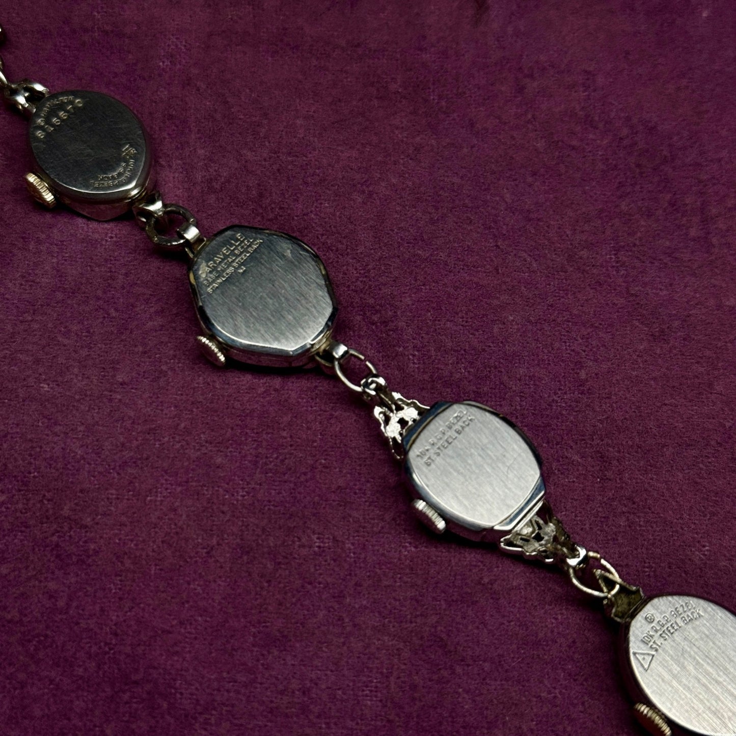 8982335