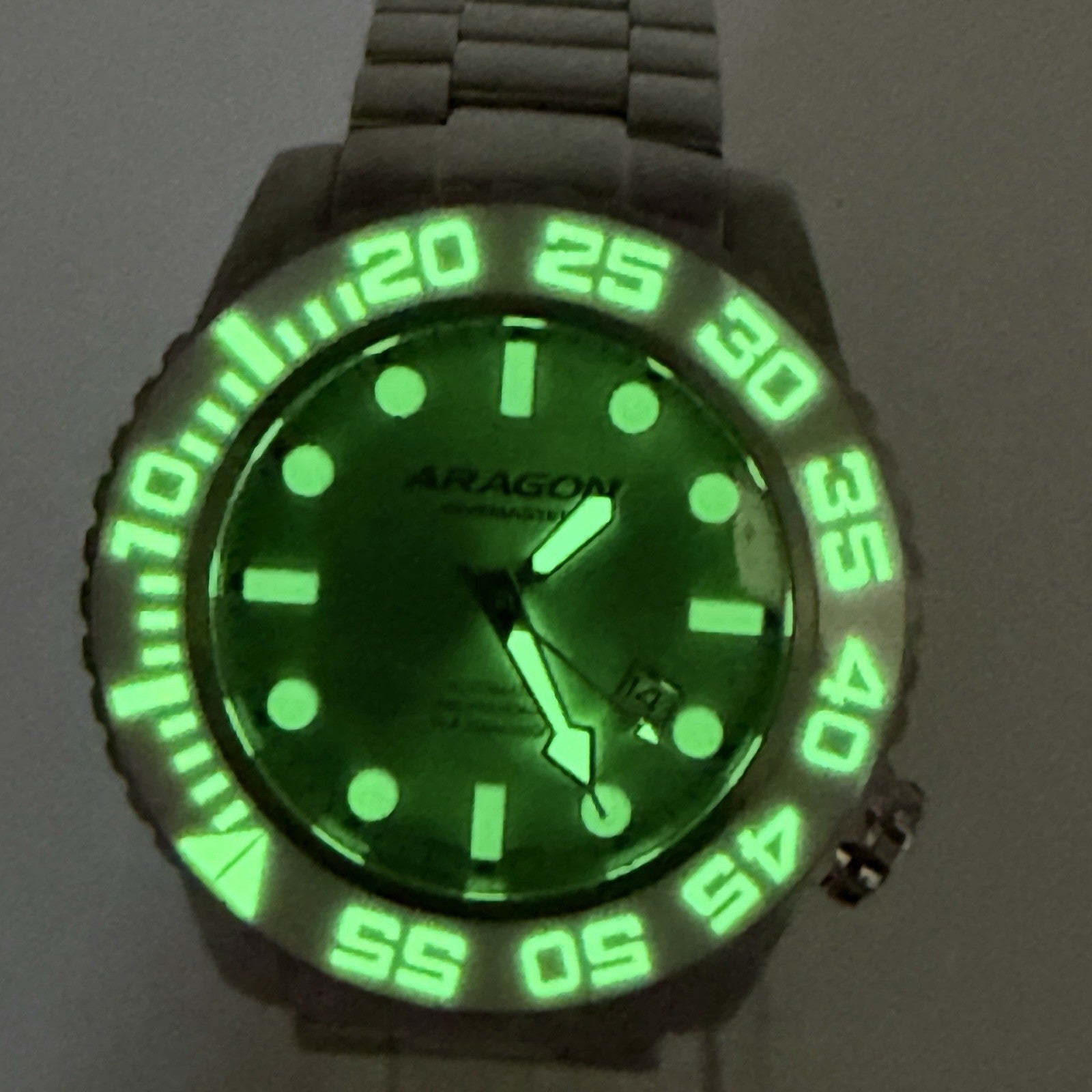 8684805