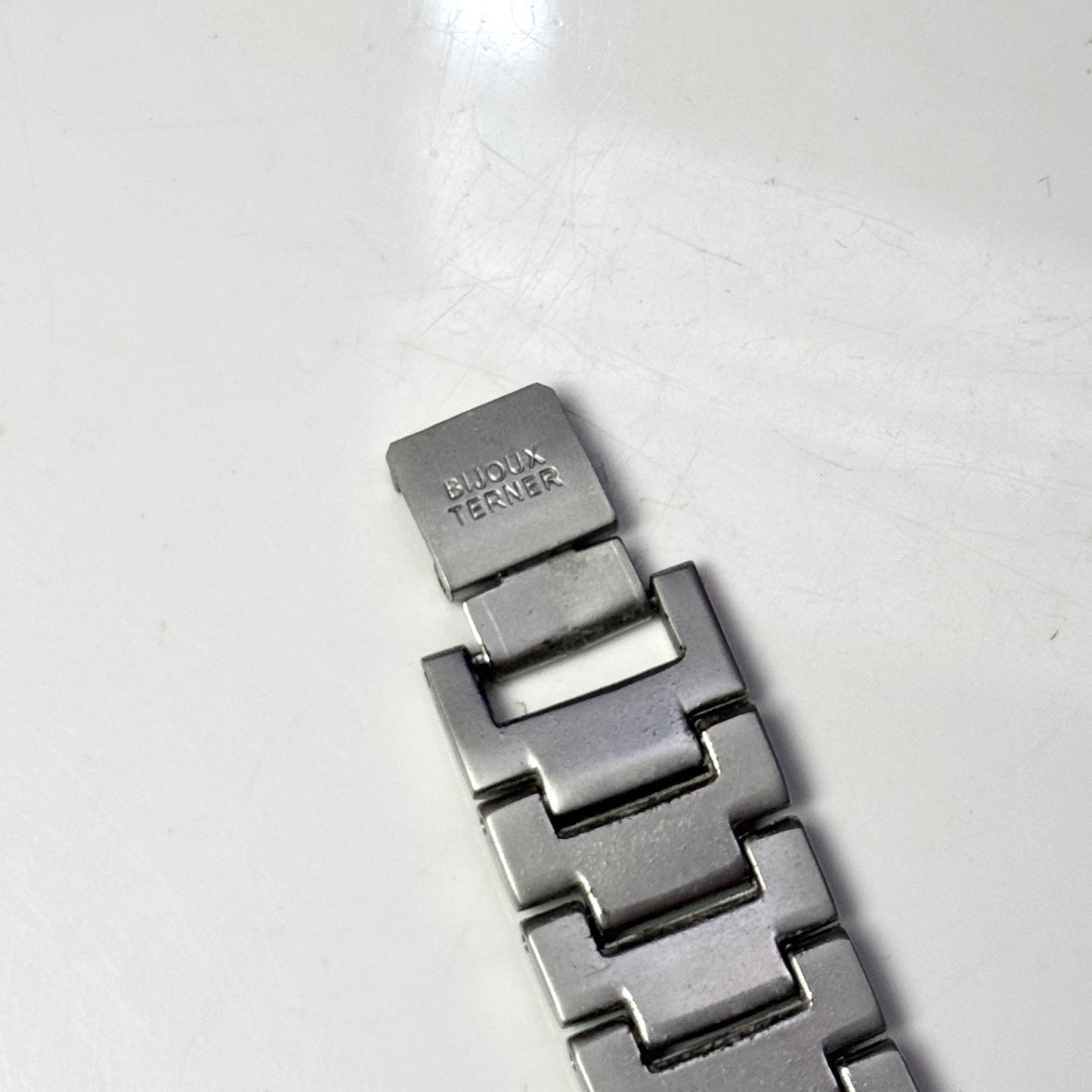 8351229