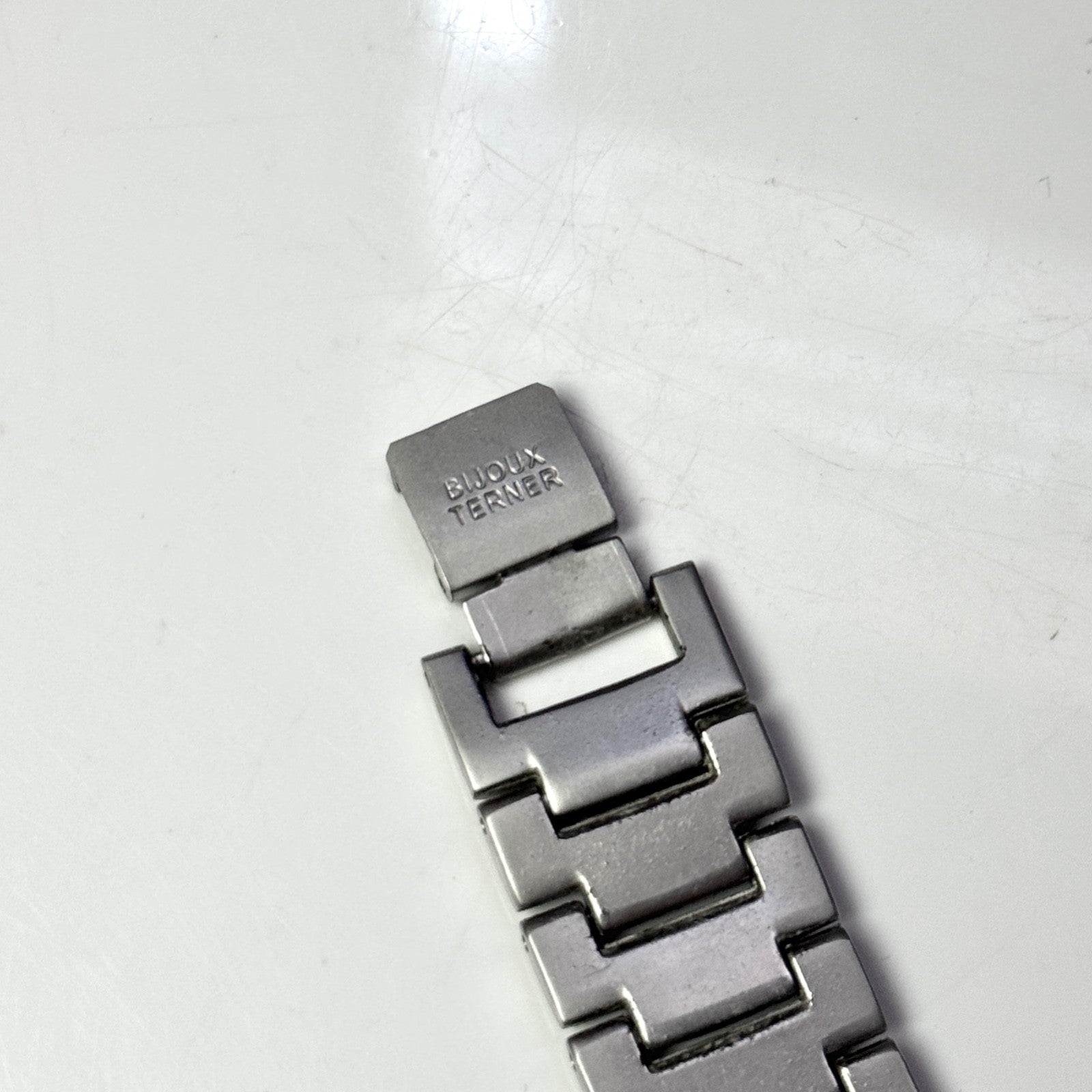 8351229