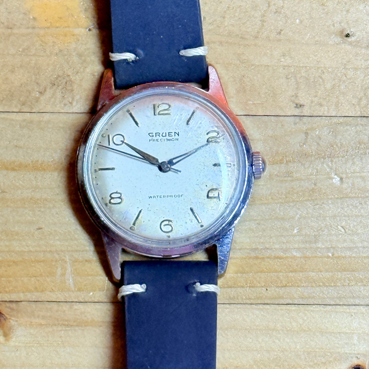 Gruen Mens Vintage Dress Watch Swiss Made 17 Jewel Mechanical Movement BLk Leath