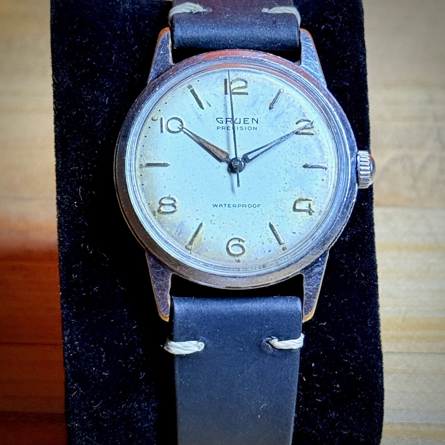 Gruen Mens Vintage Dress Watch Swiss Made 17 Jewel Mechanical Movement BLk Leath