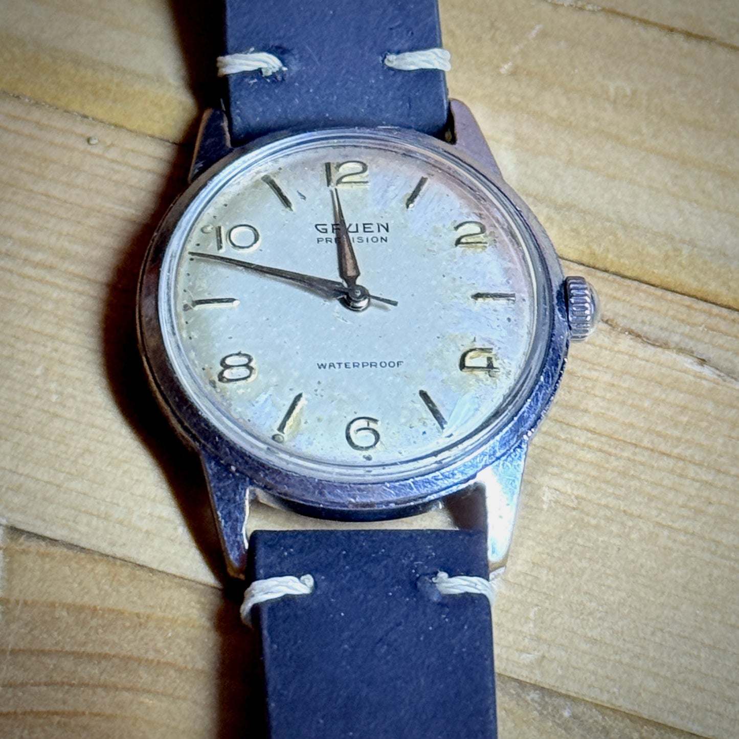 Gruen Mens Vintage Dress Watch Swiss Made 17 Jewel Mechanical Movement BLk Leath