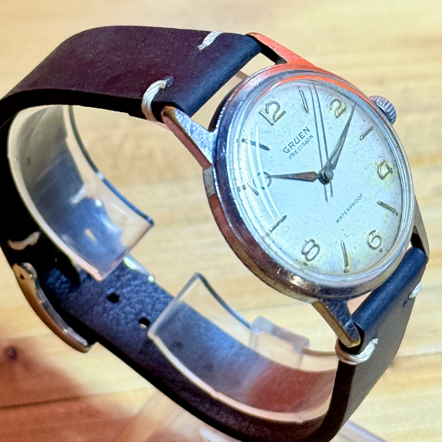 Gruen Mens Vintage Dress Watch Swiss Made 17 Jewel Mechanical Movement BLk Leath