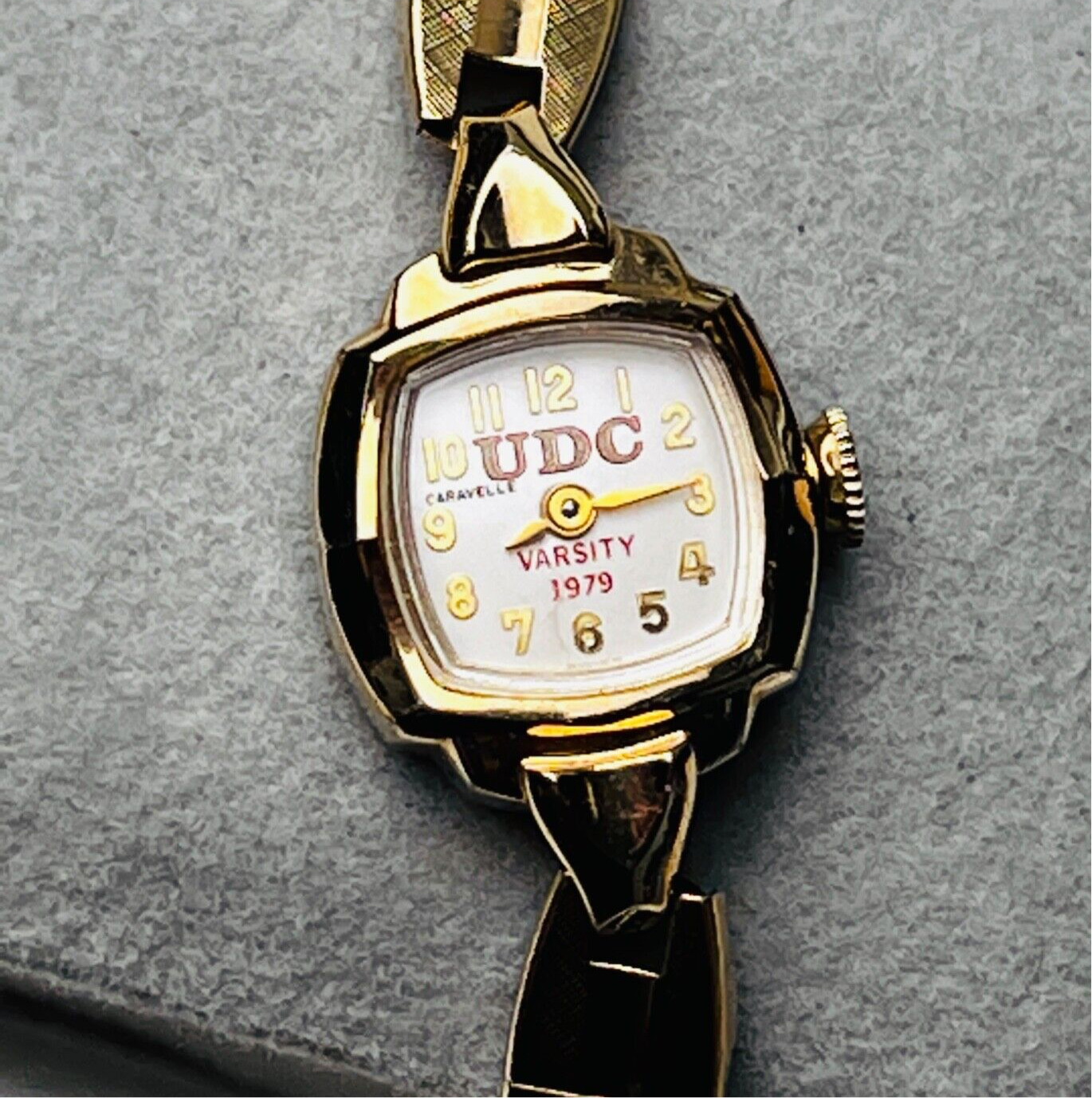 Bulova Swiss Watch Jeweled Mechanical Movement Vintage UDC College Varsity 1979 Signed