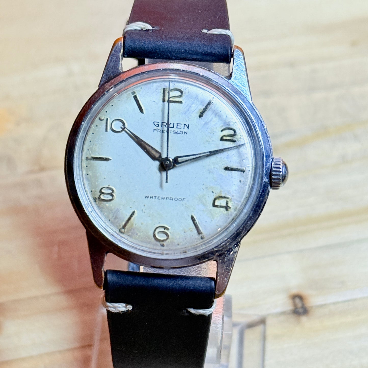 Gruen Mens Vintage Dress Watch Swiss Made 17 Jewel Mechanical Movement BLk Leath